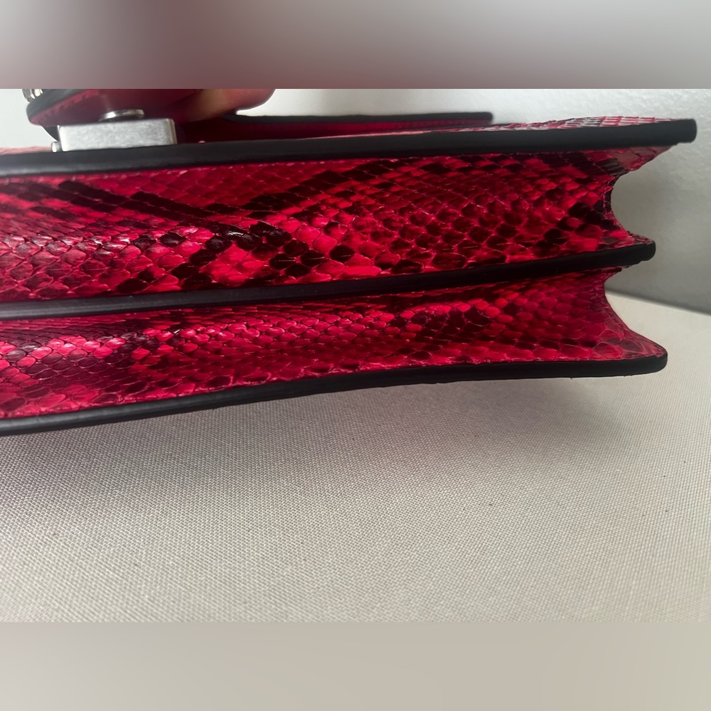 Gucci Exotic Fushia Dionysus Shoulder Bag - Picture 6 of 11